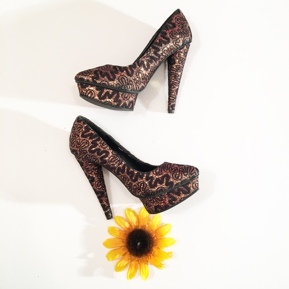 Colin Stuart Shoes - Colin Stuart black/gold sequins high heels size 6B